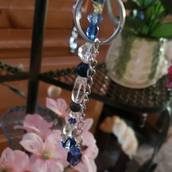 Blue & Crystal Hand Crafted Beaded Keychain - Picture 5 of 7
